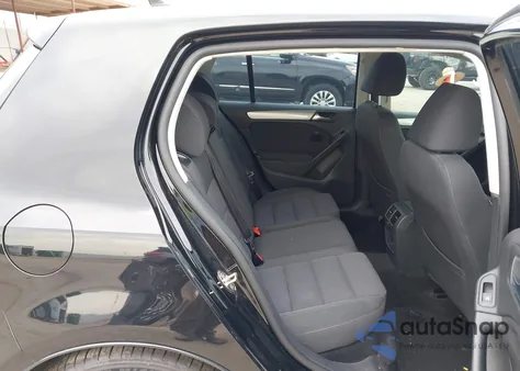 2013 Volkswagen Golf 2.0L Tdi 4-Door z USA, uszkodzony, nr VIN WVWDM7AJ7DW137879